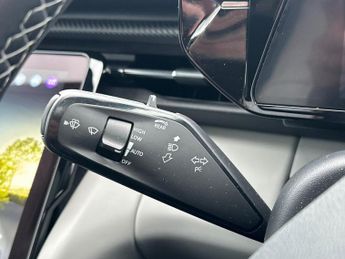 FORD EXPLORER 250Kw Premium 79Kwh Awd 5Dr Auto [Driver Assist]