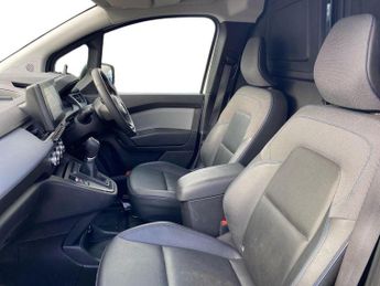 NISSAN TOWNSTAR 45Kwh Tekna Panel Van 6Dr Electric Auto L1 (122 Ps)