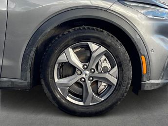 FORD MUSTANG MACH-E Standard Range 70Kwh Suv 5Dr Electric Automatic (269 Ps)
