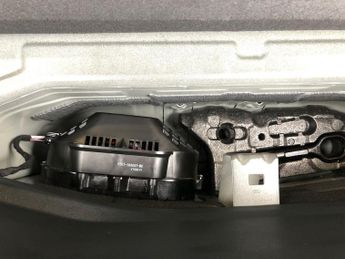 FORD EXPLORER 210Kw Premium 77Kwh 5Dr Auto