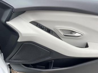 FORD CAPRI Extended Range 77Kwh Select Suv 5Dr Electric Auto (286 Ps)