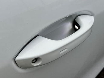 FORD CAPRI Extended Range 77Kwh Select Suv 5Dr Electric Auto (286 Ps)