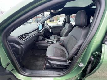 FORD KUGA 2.5 Duratec 14.4Kwh St-Line X Suv 5Dr Petrol Plug-In Hybrid Cvt 