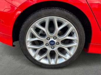 FORD FOCUS 1.5 Tdci St-Line Hatchback 5Dr Diesel Powershift Euro 6 (S/S) (1