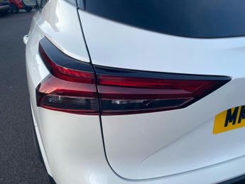 NISSAN QASHQAI 1.3 Dig-T Mhev Acenta Premium Suv 5Dr Petrol Hybrid Xtron Euro 6