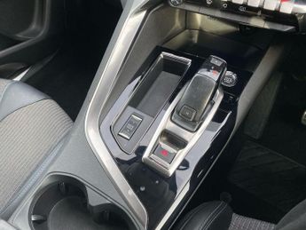 PEUGEOT 5008 1.5 Bluehdi Allure Premium + Suv 5Dr Diesel Eat Euro 6 (S/S) (13