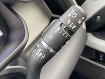 LAND ROVER DEFENDER 3.0 D250 Hard Top Se Auto