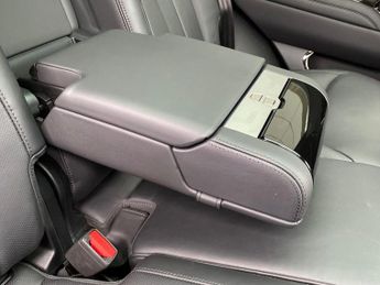 LAND ROVER RANGE ROVER SPORT 3.0 D300 Mhev Dynamic Se Suv 5Dr Diesel Auto 4Wd Euro 6 (S/S) (3