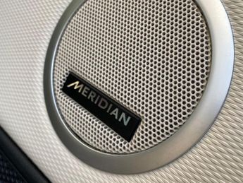 LAND ROVER DISCOVERY 3.0 D300 Mhev Dynamic Hse Suv 5Dr Diesel Auto 4Wd Euro 6 (S/S) (