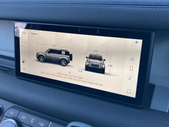 LAND ROVER DEFENDER 3.0 D250 Hard Top Se Auto [3 Seat]