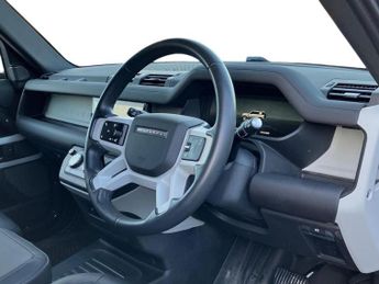 LAND ROVER DEFENDER 3.0 D250 Hard Top Se Auto [3 Seat]