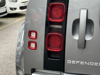 LAND ROVER DEFENDER 3.0 D250 Mhev Se Suv 5Dr Diesel Auto 4Wd Euro 6 (S/S) (250 Ps)