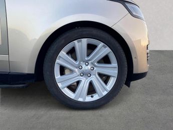 LAND ROVER RANGE ROVER 3.0 P440E Hse 4Dr Auto