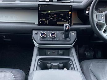 LAND ROVER DEFENDER 3.0 D250 X-Dynamic Hse 90 3Dr Auto