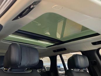 LAND ROVER RANGE ROVER 3.0 P550E Autobiography 4Dr Auto