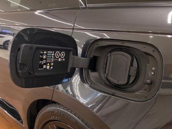 LAND ROVER RANGE ROVER 3.0 P550E Autobiography 4Dr Auto