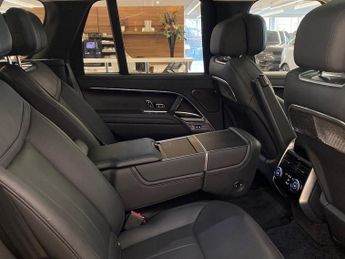 LAND ROVER RANGE ROVER 3.0 P550E Autobiography 4Dr Auto
