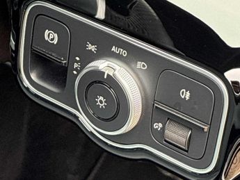 MERCEDES-BENZ A CLASS A200 Amg Line Executive 4Dr Auto