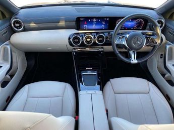 Mercedes-Benz CLA Cla 200 Sport Executive 4Dr Tip Auto