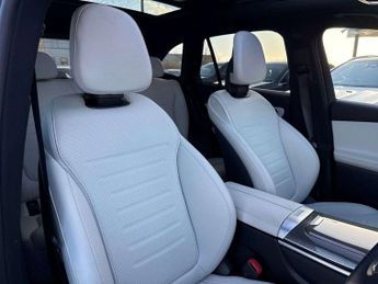 MERCEDES-BENZ GLC Glc 300D 4Matic Amg Line Premium 5Dr 9G-Tronic