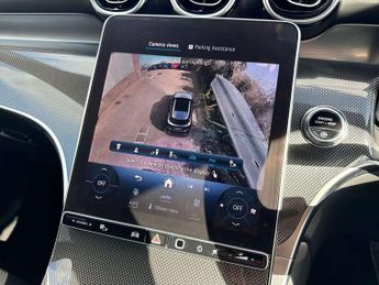 MERCEDES-BENZ GLC Glc 300 4Matic Amg Line Premium 5Dr 9G-Tronic