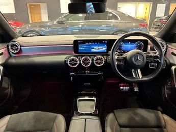 MERCEDES-BENZ CLA Cla 180 Amg Line Executive 5Dr Tip Auto