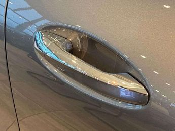 MERCEDES-BENZ CLA Cla 180 Amg Line Executive 5Dr Tip Auto