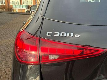 MERCEDES-BENZ C CLASS C300E Amg Line Premium Plus 5Dr 9G-Tronic