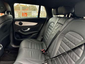 MERCEDES-BENZ EQC Eqc 400 300Kw Amg Line Edition 80Kwh 5Dr Auto