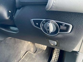 Mercedes-Benz EQC Eqc 400 300Kw Amg Line Premium 80Kwh 5Dr Auto