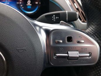 MERCEDES-BENZ EQC Eqc 400 300Kw Amg Line Edition 80Kwh 5Dr Auto