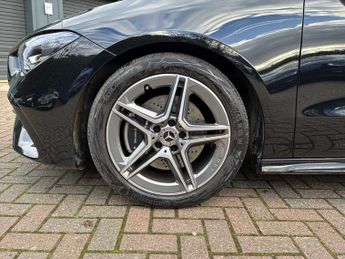 MERCEDES-BENZ CLA Cla 200 Amg Line Executive 5Dr Tip Auto