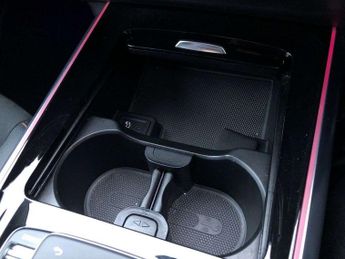 Mercedes-Benz EQA Eqa 250 140Kw Amg Line 66.5Kwh 5Dr Auto