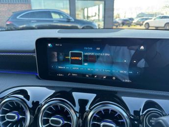 MERCEDES-BENZ A CLASS A200 Sport Premium 5Dr Auto