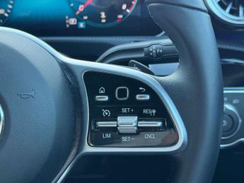 MERCEDES-BENZ A CLASS A200 Sport Premium 5Dr Auto