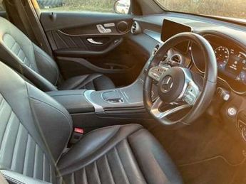 MERCEDES-BENZ GLC Glc 300D 4Matic Amg Line Premium Pls 5Dr 9G-Tronic