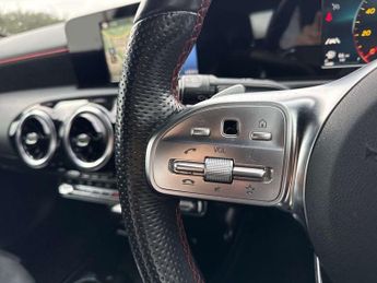 Mercedes-Benz A CLASS A200 Amg Line 5Dr Auto