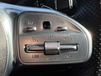 Mercedes-Benz EQC Eqc 400 300Kw Amg Line Edition 80Kwh 5Dr Auto