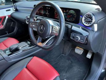 Mercedes-Benz CLA Cla 180 Amg Line Premium Plus 4Dr Tip Auto