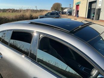 MERCEDES-BENZ CLA Cla 220D Amg Line Premium Plus 5Dr Tip Auto