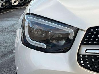 Mercedes-Benz GLC Glc 300D 4Matic Amg Line Premium 5Dr 9G-Tronic