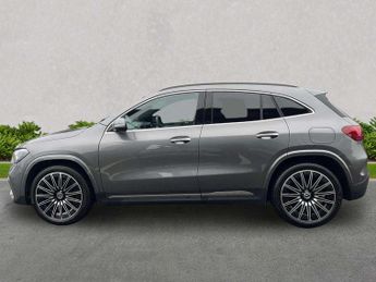 MERCEDES-BENZ GLA Gla 220D 4Matic Amg Line Premium Plus 5Dr Auto