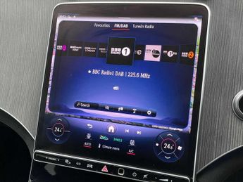 Mercedes-Benz EQE 350 4Matic 215Kw Amg Line Edition 91Kwh 5Dr Auto