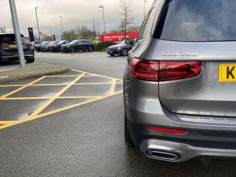 MERCEDES-BENZ GLB Glb 200 Amg Line Premium 5Dr 7G-Tronic