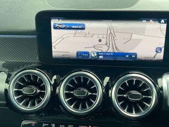 Mercedes-Benz GLB Glb 200 Amg Line Premium 5Dr 7G-Tronic