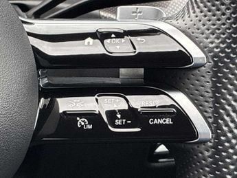 MERCEDES-BENZ C CLASS C200 Amg Line 4Dr 9G-Tronic