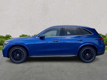 MERCEDES-BENZ GLC Glc 300 4Matic Amg Line Premium Plus 5Dr 9G-Tronic