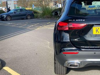 MERCEDES-BENZ GLA Gla 200D Sport Executive 5Dr Auto