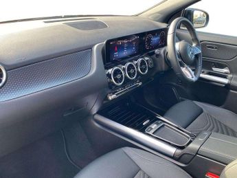 MERCEDES-BENZ GLA Gla 200D Sport Executive 5Dr Auto