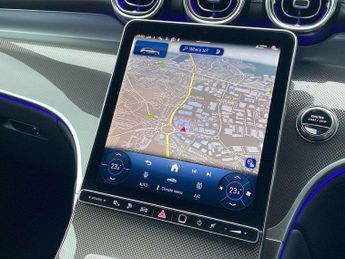 MERCEDES-BENZ GLC Glc 300E 4Matic Amg Line 5Dr 9G-Tronic